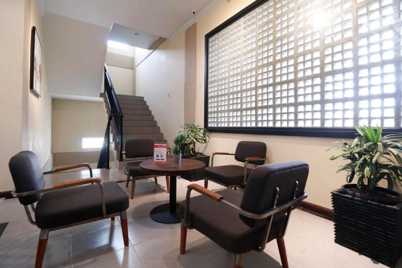 Reddoorz Plus Near Universitas Sumatera Utara Медан Экстерьер фото